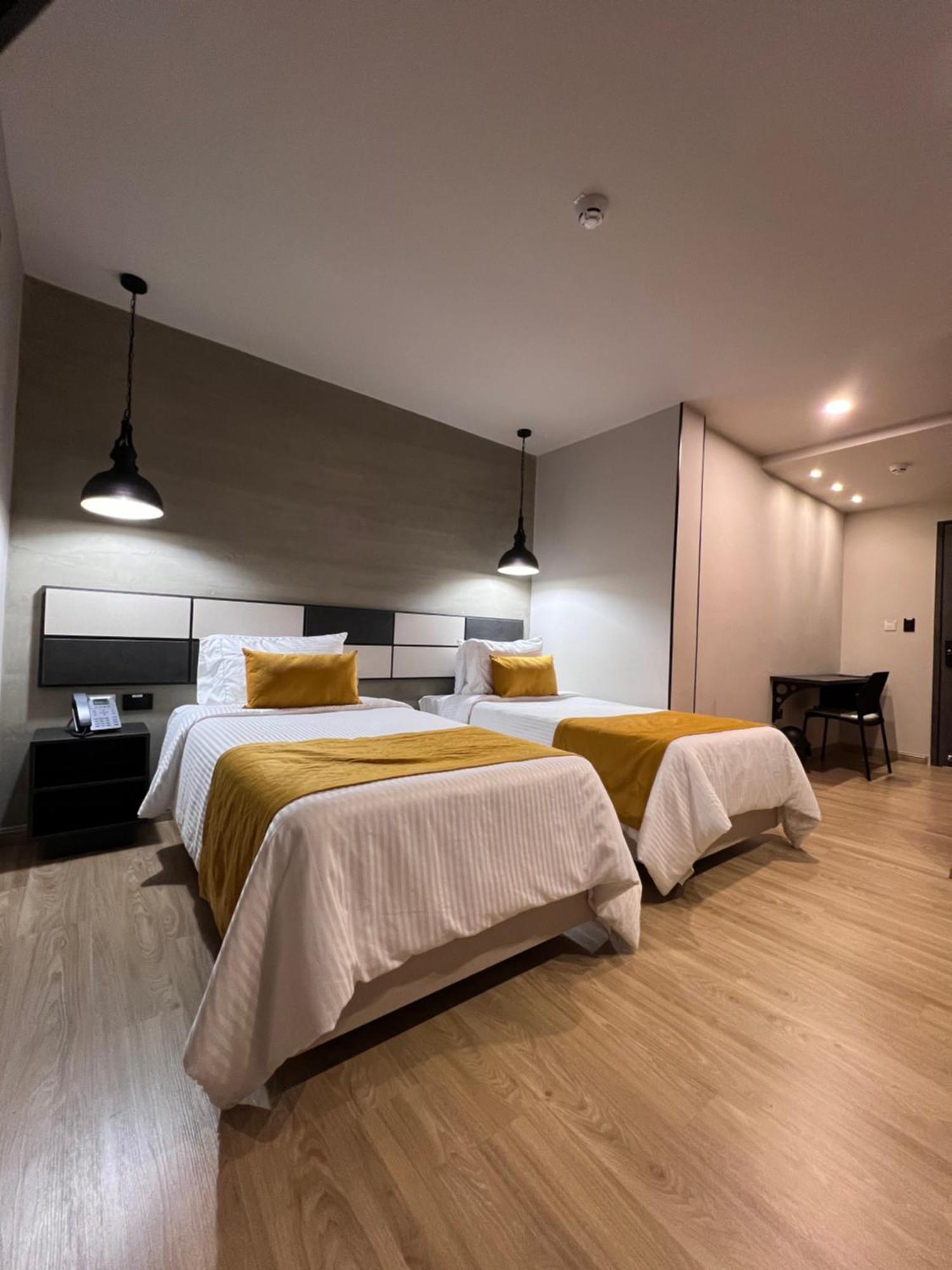 Balmoral Plaza Hotel بيريرا المظهر الخارجي الصورة